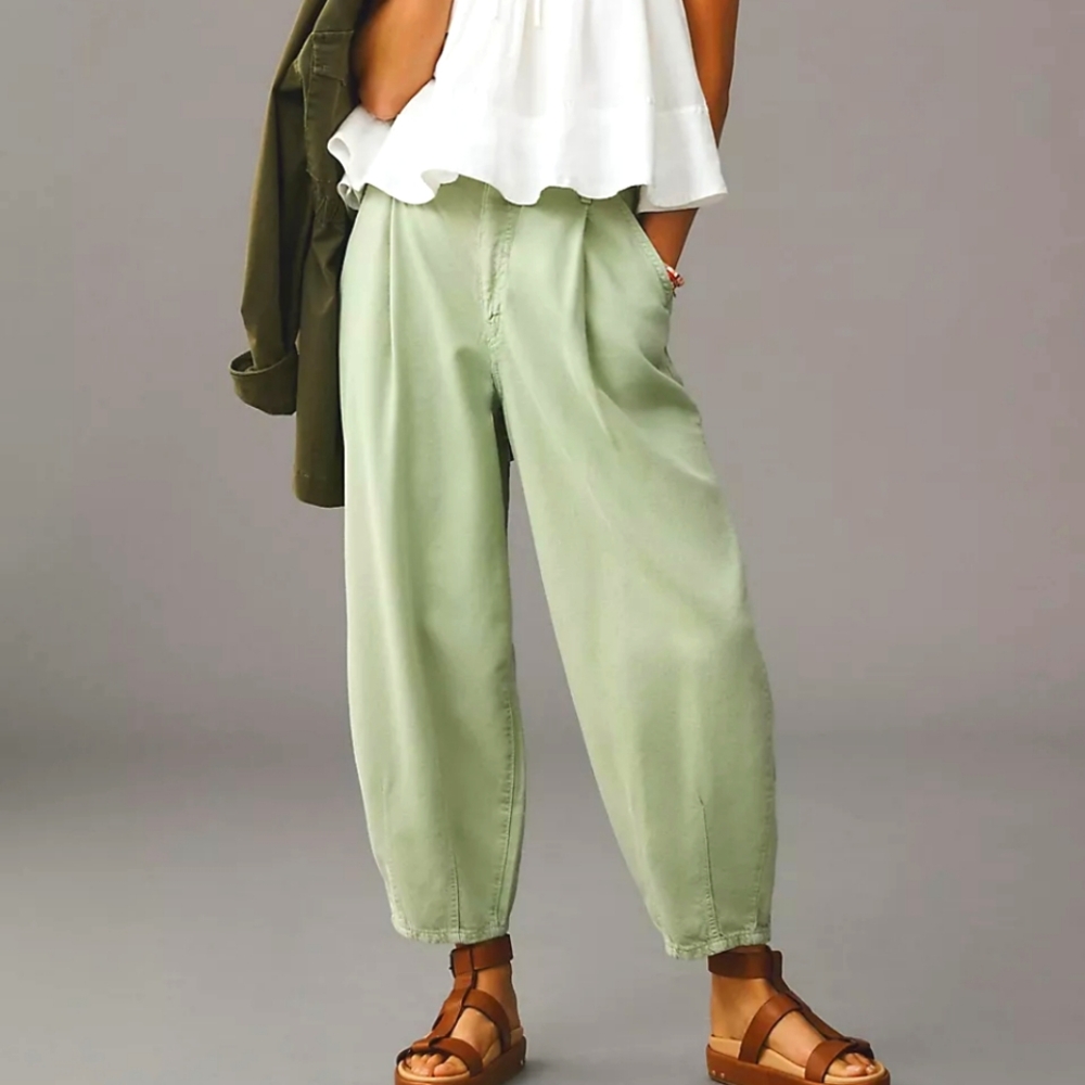 Anthropologie Pilcro The Breaker Mid Rise Tapered Jeans